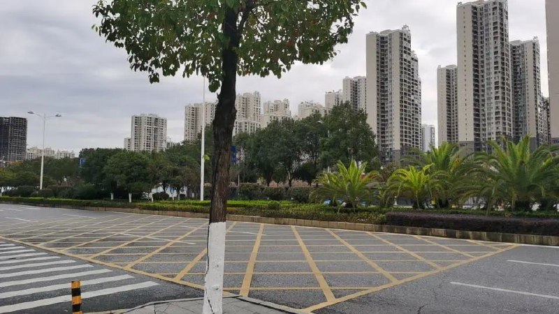 朝夕相处的同事去世了​刚上班就听到这个消息！好震惊！97年，男