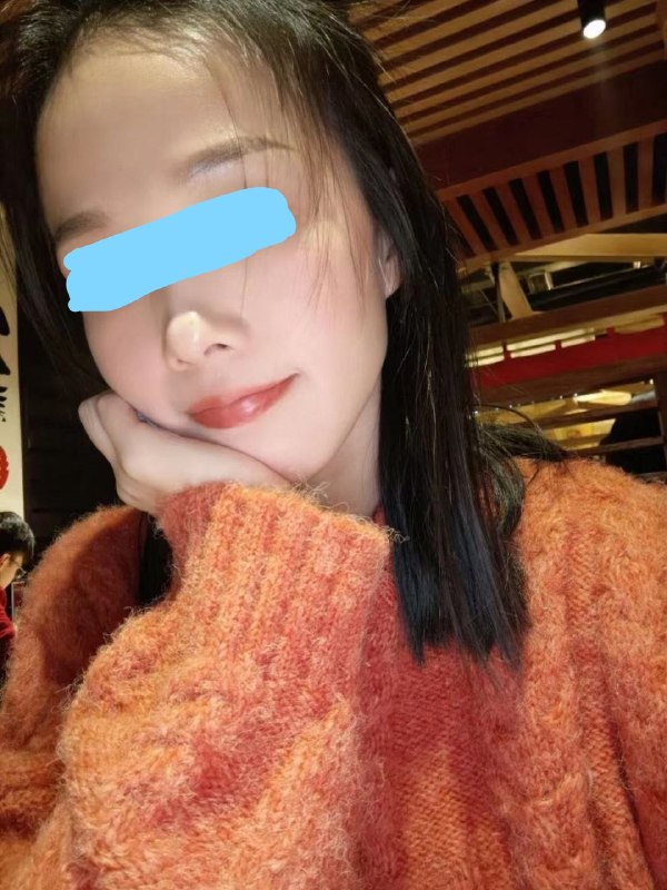 跟老婆结婚五六年了我承认也过了那段甜腻激情的岁月，最近我发现她晚上总会玩手机到很晚好像在跟什么人聊天，有天我趁着她睡觉想看看，她连手机密码都改了，这种情况是不是外边有人了跟老婆结婚五六年了我承认也过了那段甜腻激情的岁月，最近我发现她晚上总会玩手机到很晚好像在跟什么人聊天，有天我趁着她睡觉想看看，她连手机密码都改了，这种情况是不是外边有人了